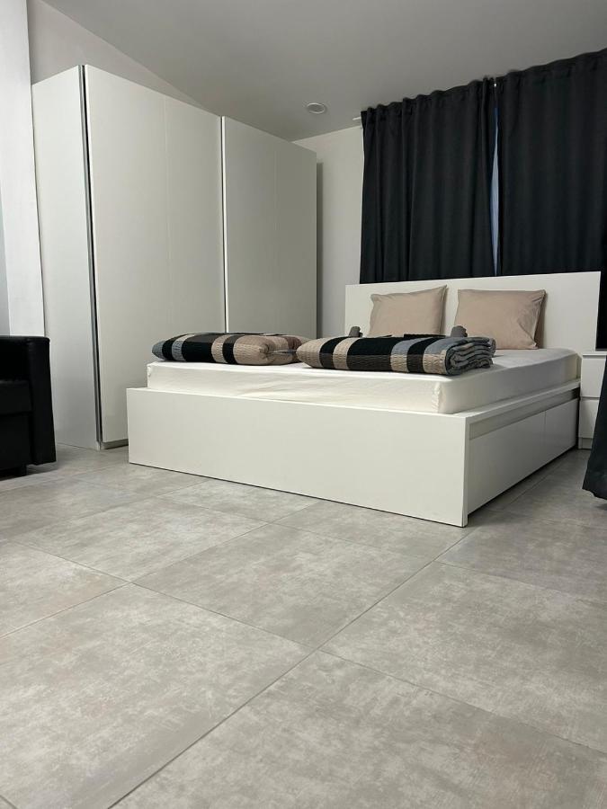 Skg Central Deluxe Studios 塞萨洛尼基 外观 照片